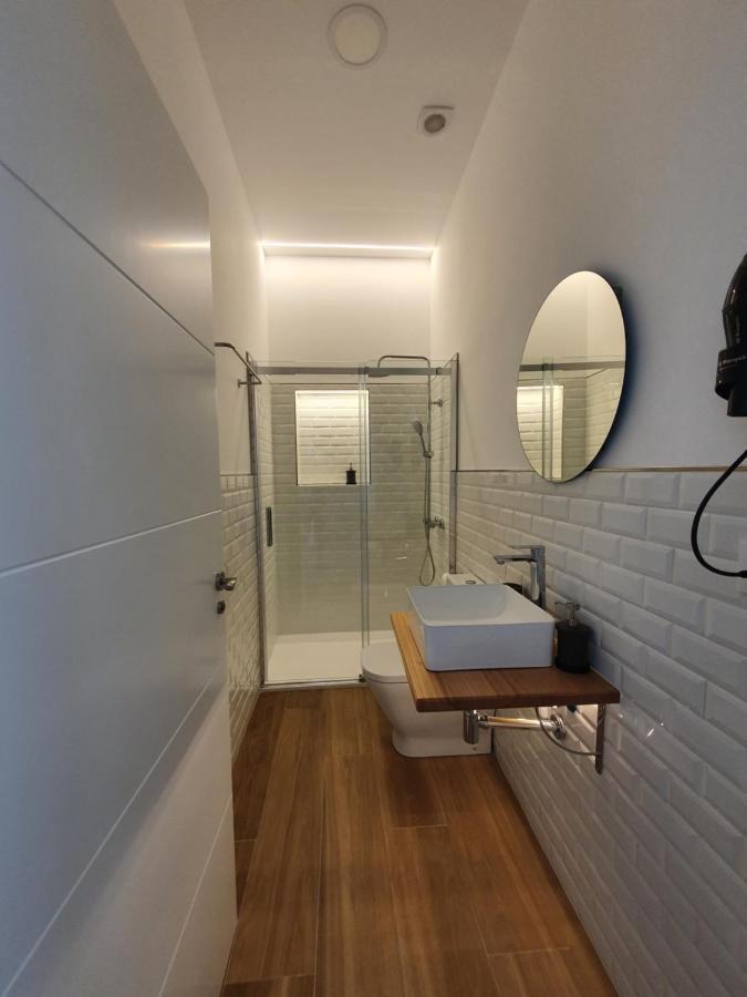 Redondela Apartments - Bedroom, Bathroom & Kitchen Esterno foto
