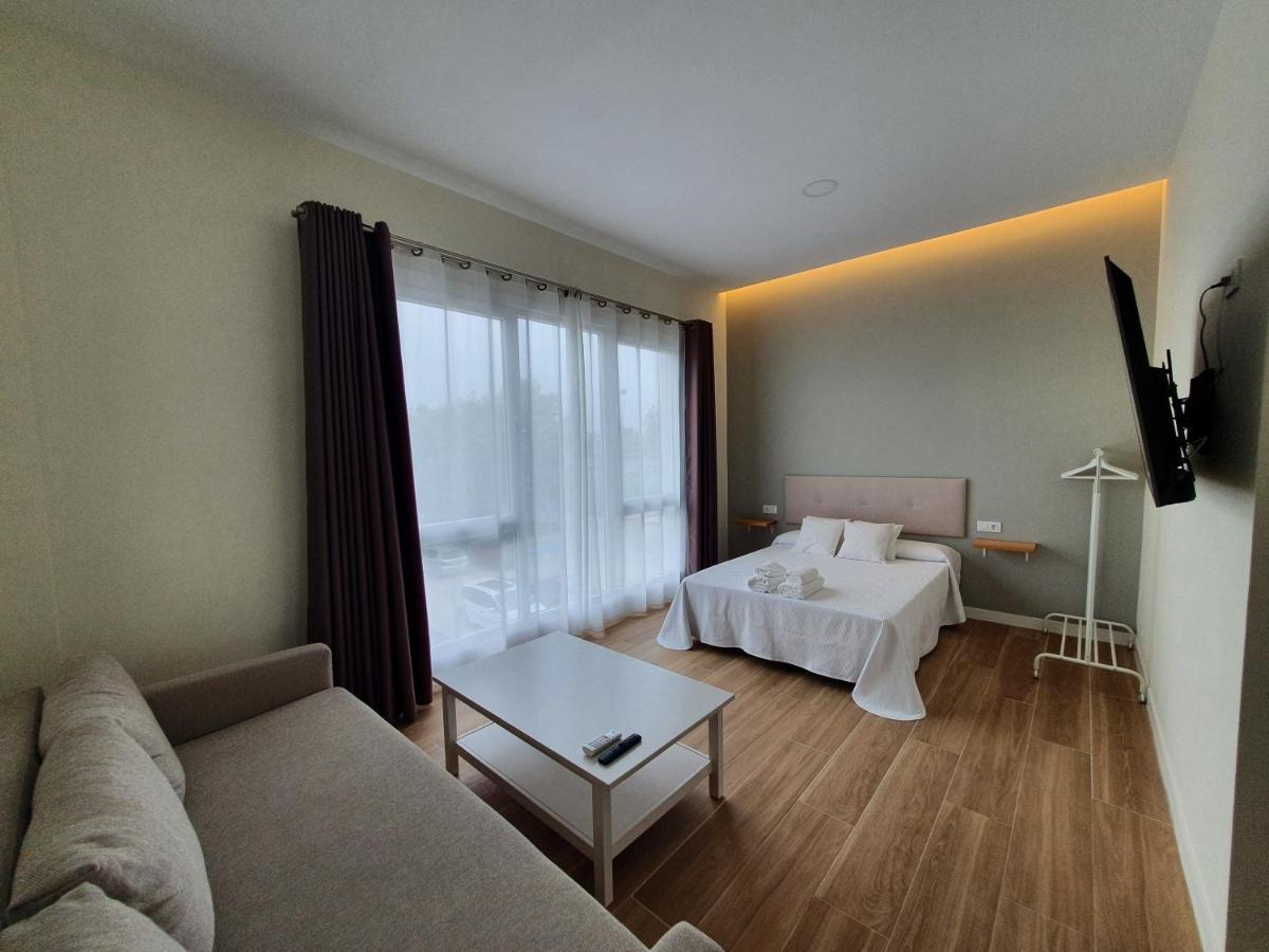 Redondela Apartments - Bedroom, Bathroom & Kitchen Esterno foto